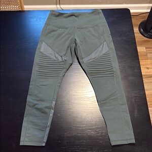 Zella Green Leggings size medium